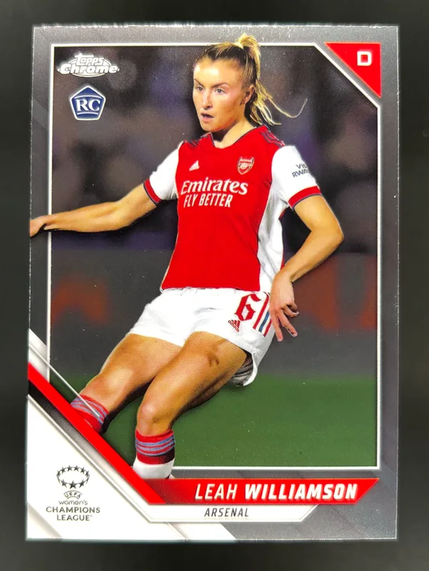 2021-22 Topps Chrome UWCL Leah Williamson Base #38