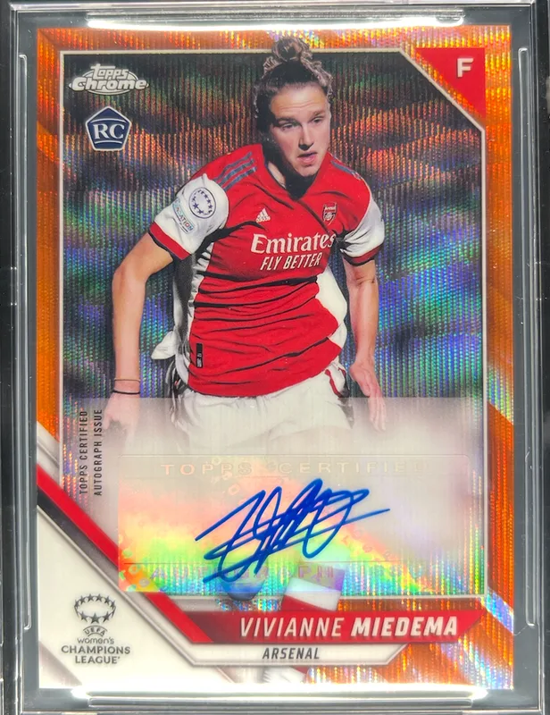2021-22 Topps Chrome UWCL Vivianne Miedema Orange /25 Autograph #VM