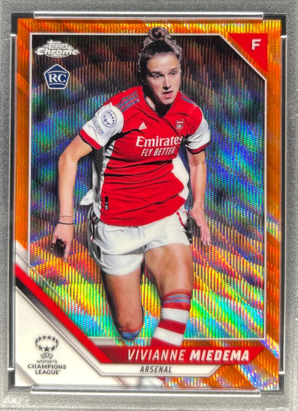2021-22 Topps Chrome UWCL Vivianne Miedema Orange /25 #10