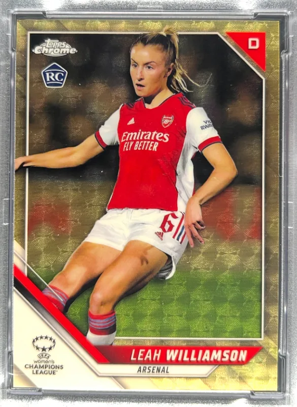 2021-22 Topps Chrome UWCL Leah Williamson Superfractor /1 #38
