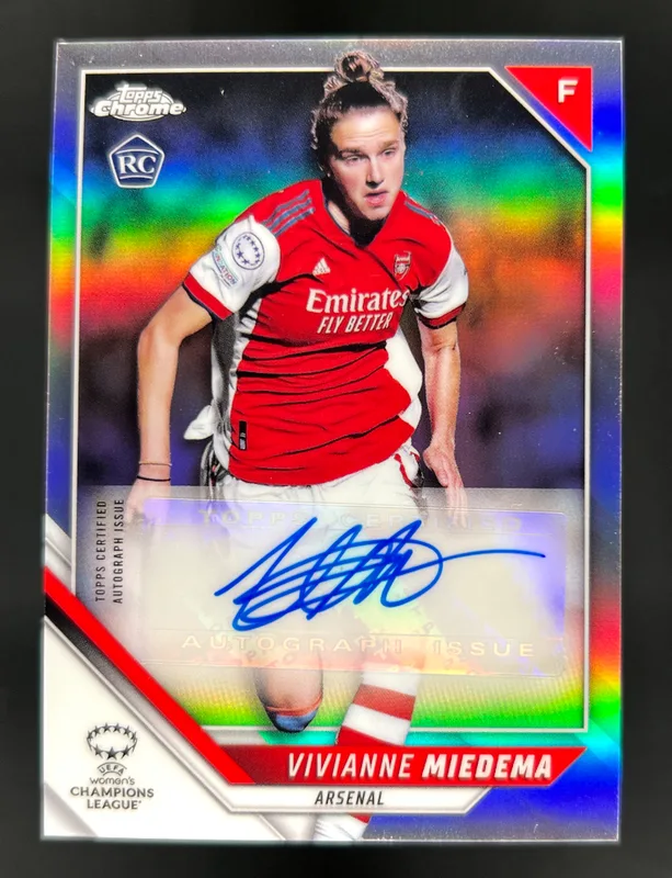 2021-22 Topps Chrome UWCL Vivianne Miedema Autograph #VM