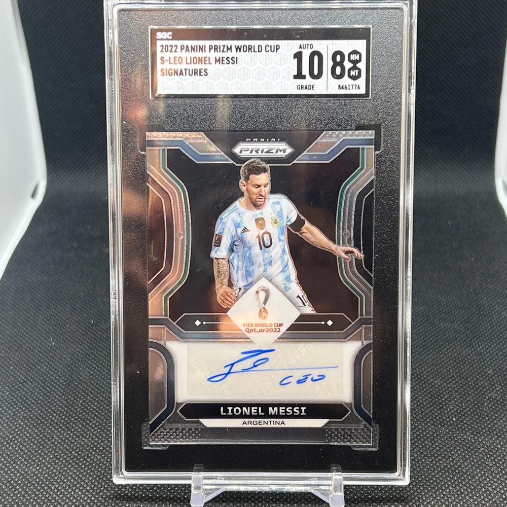 2022 Panini Prizm World Cup Signatures #S-LEO Auto