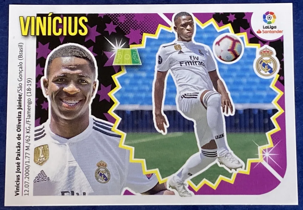 2018-19 Panini Este La Liga Sticker #15